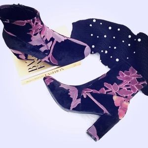 STEVE MADDEN Emison Velvet Black Purple Booties